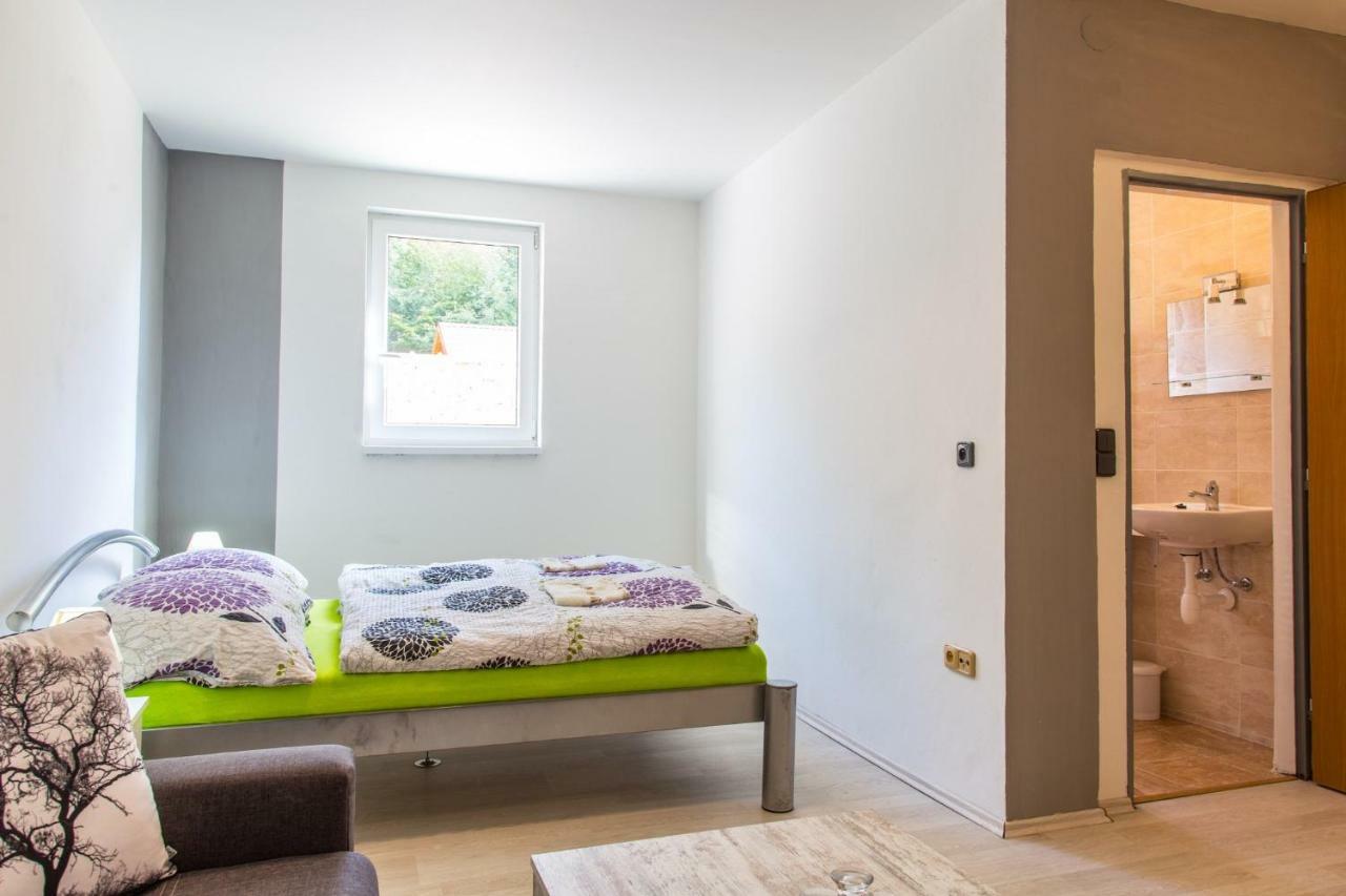 Restaurace penzion Pod Šumárníkem Tvarozna Lhota Exteriér fotografie