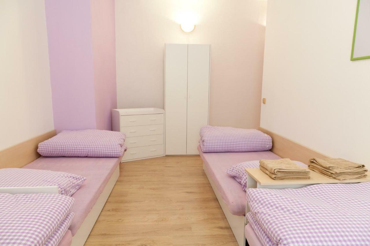 Restaurace penzion Pod Šumárníkem Tvarozna Lhota Exteriér fotografie