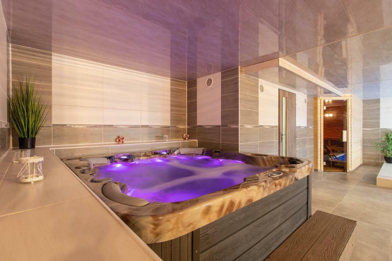 Restaurace penzion Pod Šumárníkem Tvarozna Lhota Exteriér fotografie