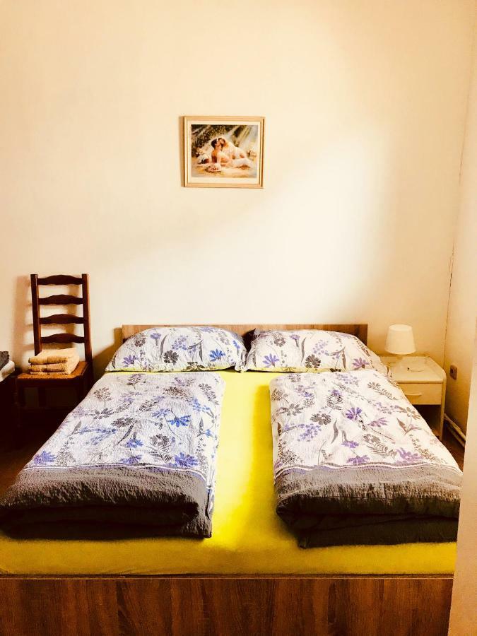 Restaurace penzion Pod Šumárníkem Tvarozna Lhota Exteriér fotografie